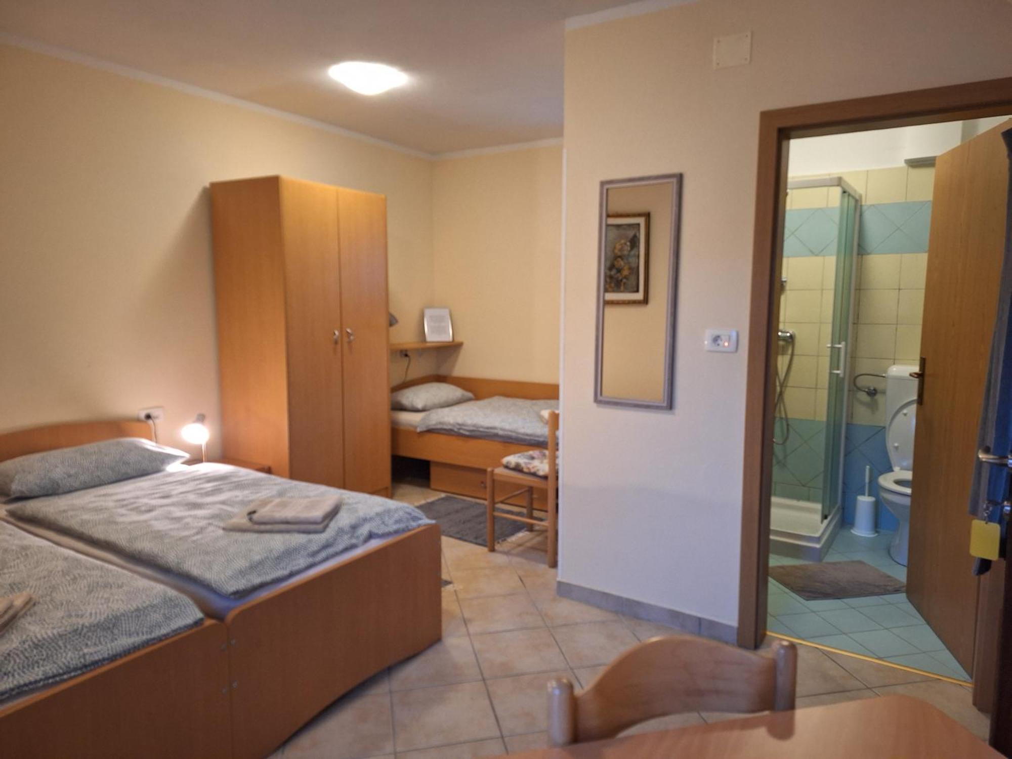 Rooms Pri Lovrizu Kobarid Exteriör bild