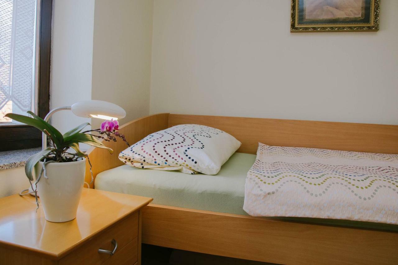 Rooms Pri Lovrizu Kobarid Exteriör bild
