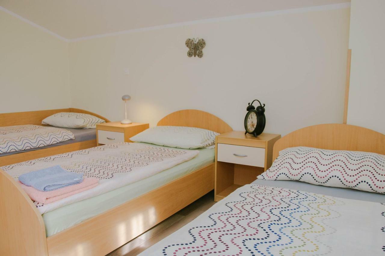 Rooms Pri Lovrizu Kobarid Exteriör bild