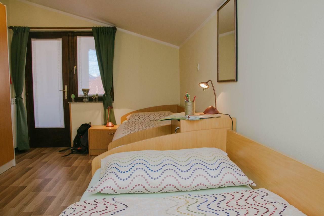 Rooms Pri Lovrizu Kobarid Exteriör bild